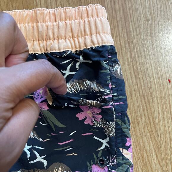 Patagonia Girls Costa Rica baggies shorts - Picture 2 of 4